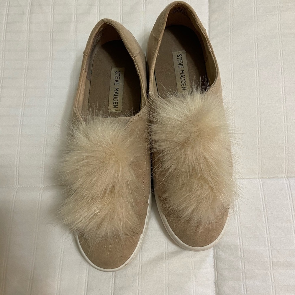 Steve Madden puff sneakers